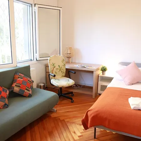 Lemon Treehouse Alimos Holiday home *